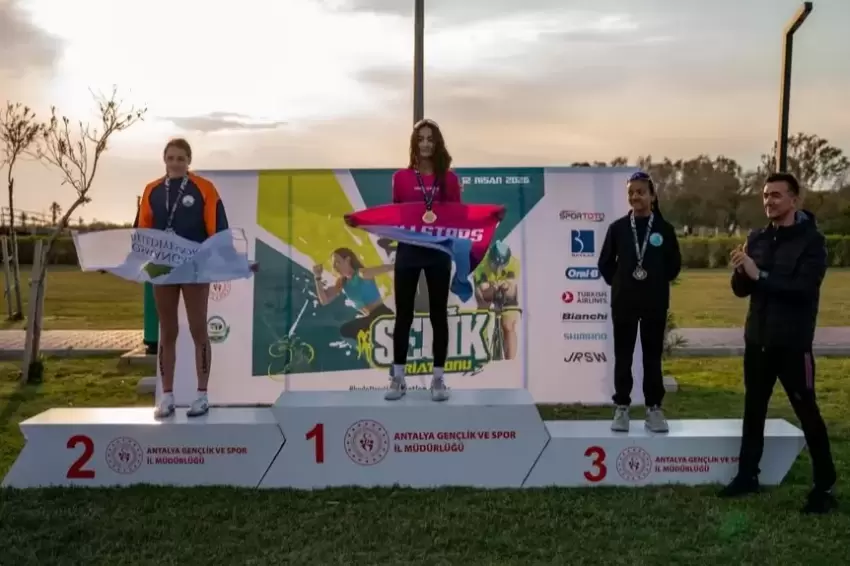 Triatlon Türkiye Şampiyonası'nda Bursa Osmangazi başarısı