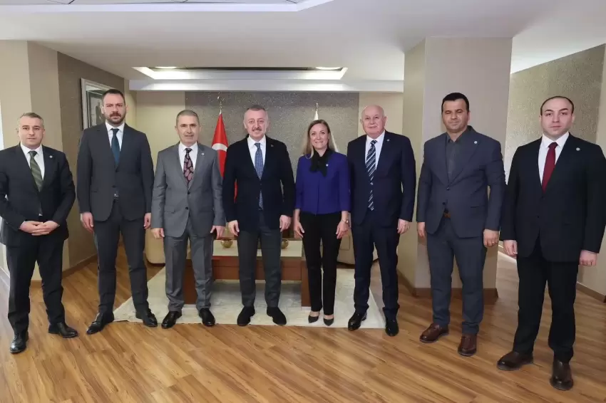 İYİ Parti'den Başkan Büyükakın'a ziyaret