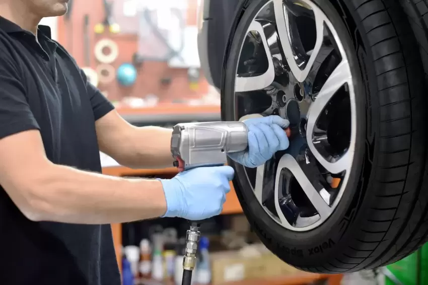 Kış lastiği zorunluluğu sona eriyor