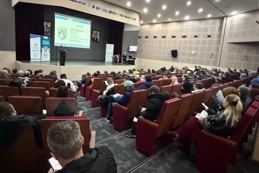 İzmir Büyükşehir'de eğitimler 5 bin 100 çalışana ulaşacak