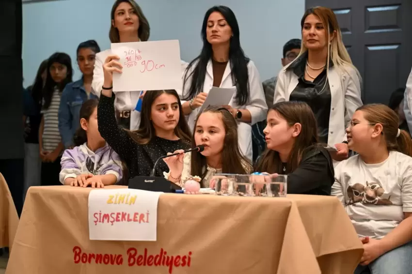 İzmir Bornovada minik zihinler yarıştı