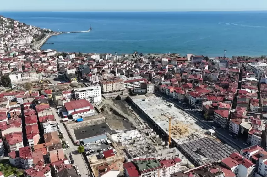 Ordu'da Millet Bahçesi 2000 araçlık otoparkla yükseliyor