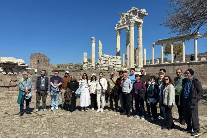 Bursa Bölgesel Turist Rehberleri İzmir ve Aydında eğitim gezisine çıktı