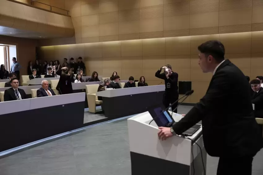 Türkiye'nin yarınları Bursa Nilüfer'de demokrasi provasında