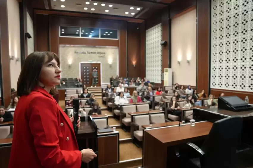 Ankara Keçiören Belediyesi'nden kadın sağlığı semineri