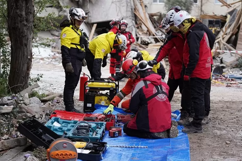 İstanbul Beylikdüzünde gerçeği aratmayan tatbikat