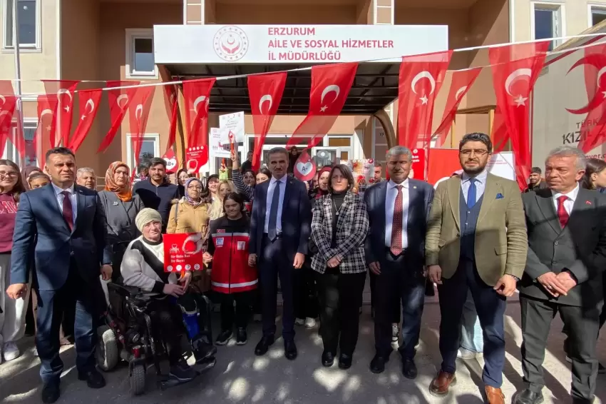 Erzurum'da "Kan Bağışı Hayat Kurtarır" kampanyasına yoğun katılım