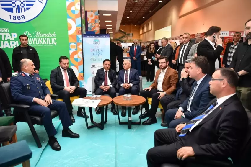 Kayseri Kitap Fuarı kapılarını açtı
