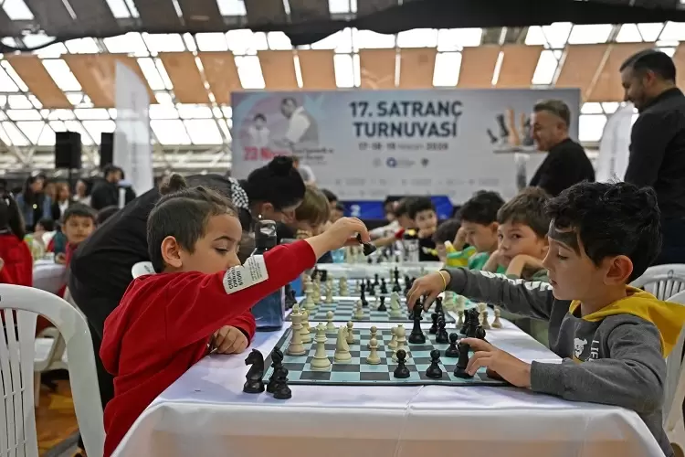 Antalya'da 23 Nisan coşkusu başladı