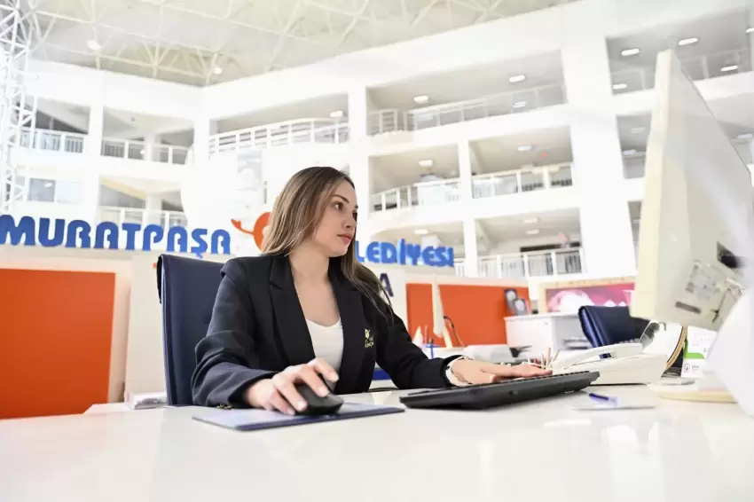 Antalya Muratpaşada 15 bin başvuru çözüldü