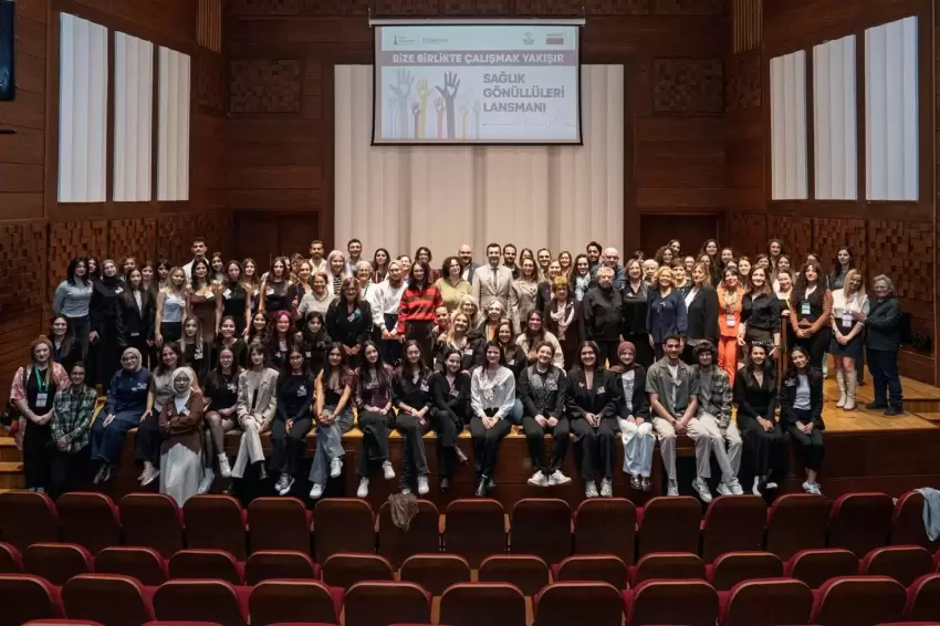 İzmir'in gönüllü sağlıkçıları sahaya iniyor