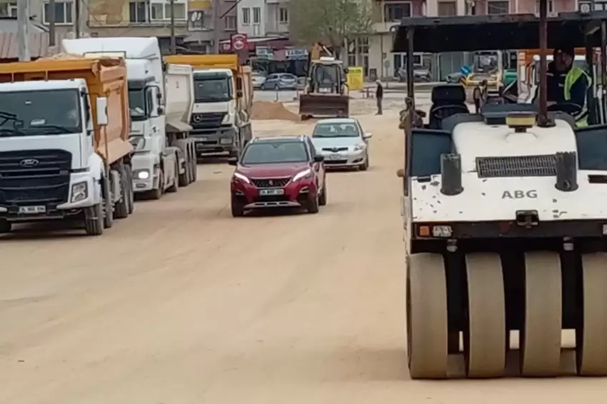 Bursada Mustafakemalpaşanın üstyapısı yenileniyor