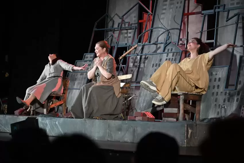 2. Uluslararası Mesir Tiyatro Festivalinde duygu dolu performans