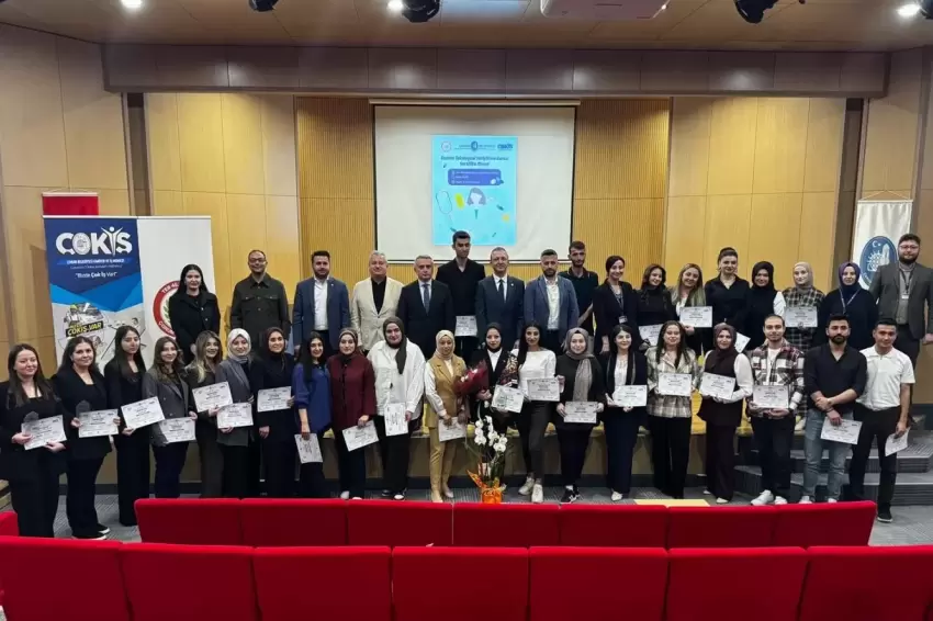 Çorum'da 'Farmahane' kursiyerleri sertifikalarını aldı