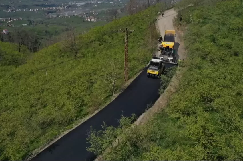 Ordu Altınorduda grup yolu asfaltlanıyor