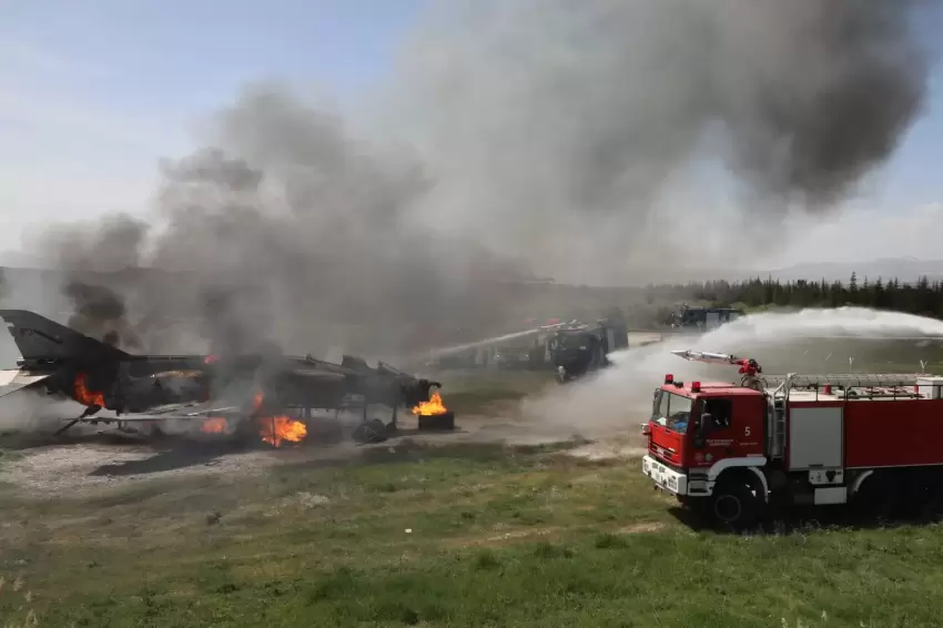 MSB'den Malatya'da 'uçak yangını' tatbikatı