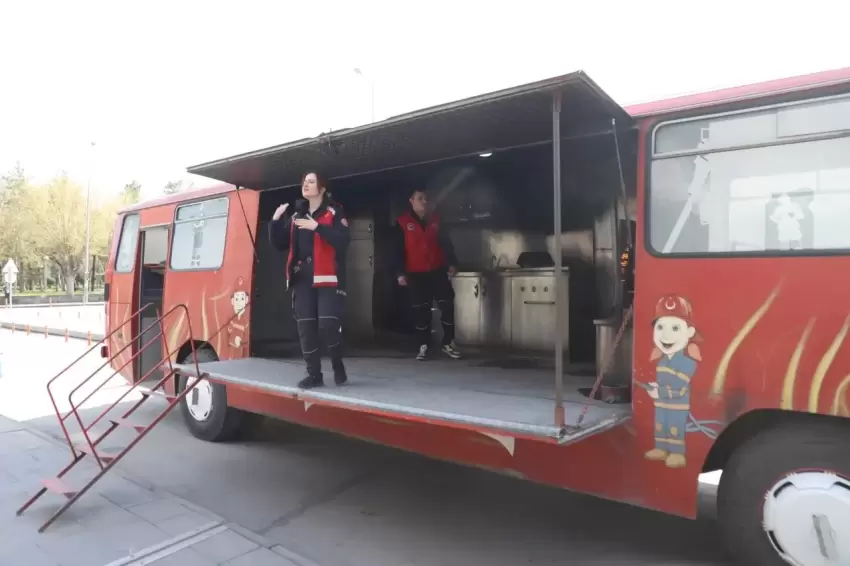 Kayseri Melikgazi personeline yangın söndürme eğitimi