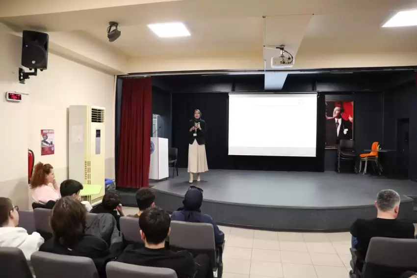 Kocaeli İzmitte gençler obeziteye karşı bilinçlendi