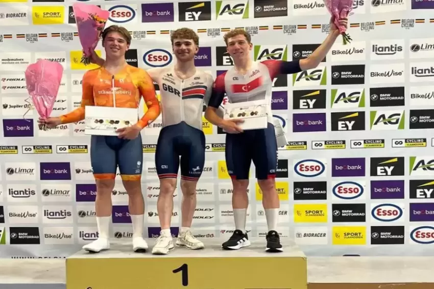 Konya Büyükşehirli bisikletçilerden milli başarı