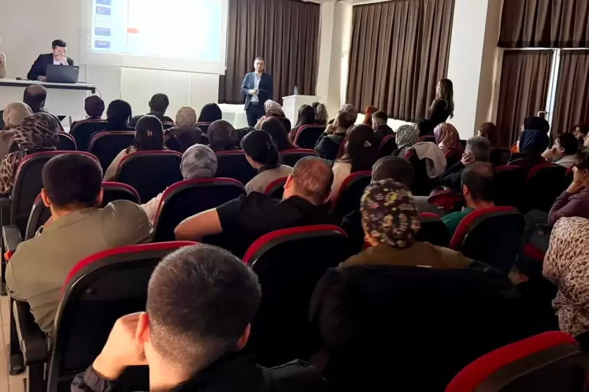 Batman Kozluk'ta sağlık çalışanlarına hukuki sorumluluk bilinci