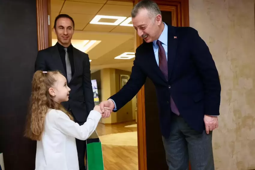 Kocaelide Büyükşehir koltuğu çocuklarda