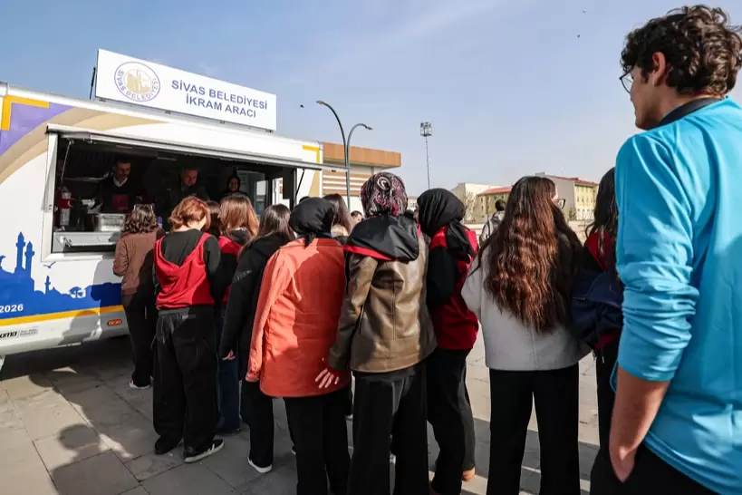Sivastan öğrencilere beslenme desteği