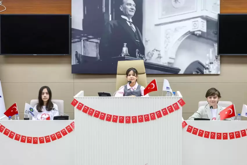 İstanbul Bakırköyde Çocuk Meclisinden özel oturum