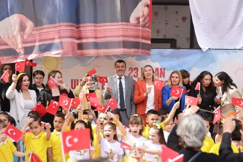 Çavuşoğlu: Şehrin kaynaklarını çocuklarımız için seferber ediyoruz