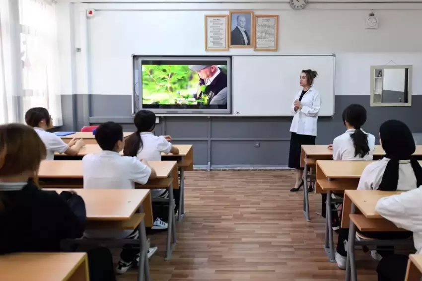 Öğretmenlerin yer değiştirme başvuruları 4-6 Mayısta