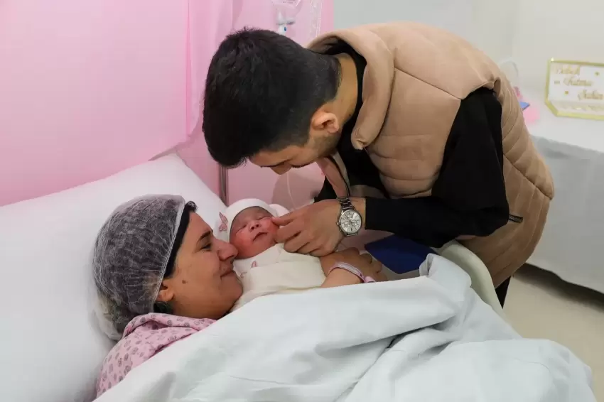 Gaziantep'de tüp bebek desteğinin ilk bebeği dünyaya geldi