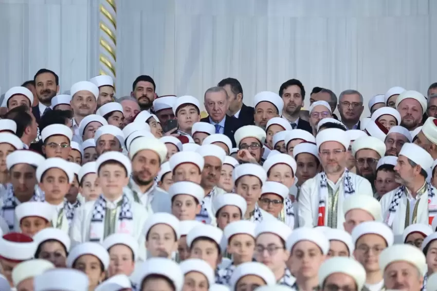 Çamlıca Camii'nde 333 öğrenci hafızlık icazetini aldı