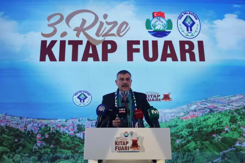 Bakan Çiftçi Rize Kitap Fuarının açılışına katıldı