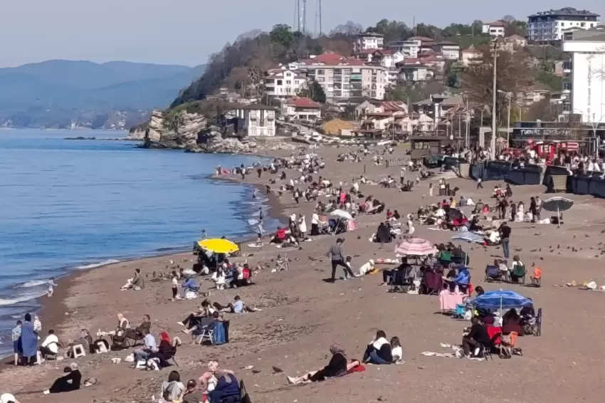 Akçakoca'da sahiller hareketlendi