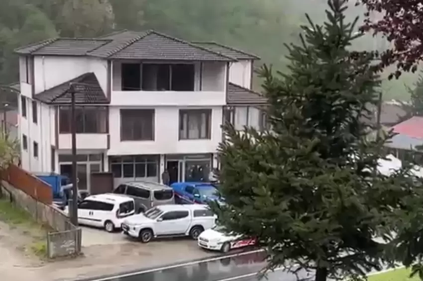 Düzcede yaşlı kadın evinde ölü bulundu