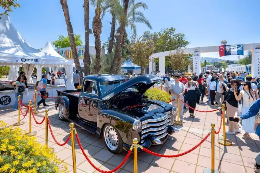 İzmirde klasik ilgisi