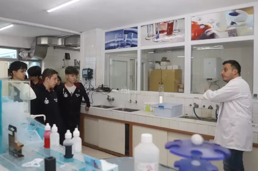 Trabzon'da öğrenciler su arıtma tesisini gezdi