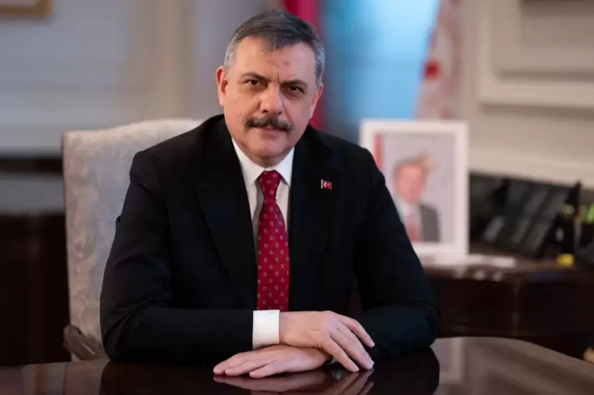 Bakan Çiftçiden 27 Nisan E-Muhtırası paylaşımı