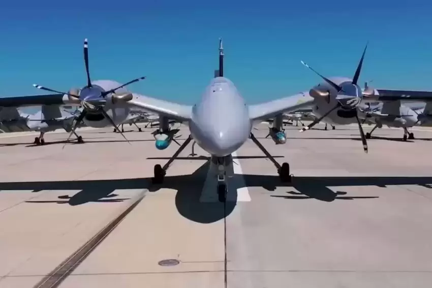 AKINCI TİHA tatbikatta deniz yetki alanı rotasını izledi