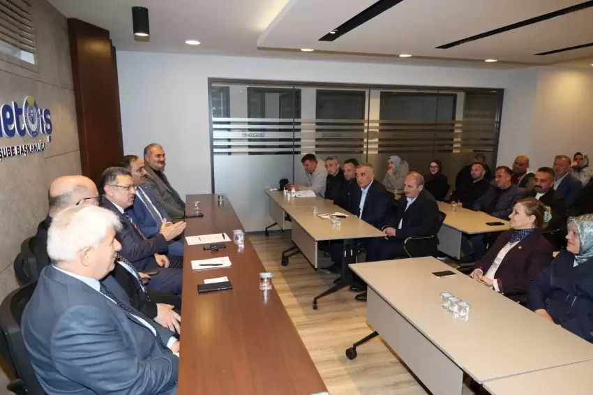 Trabzon'da Başkan Genç'ten Hizmet-İş'e ziyaret