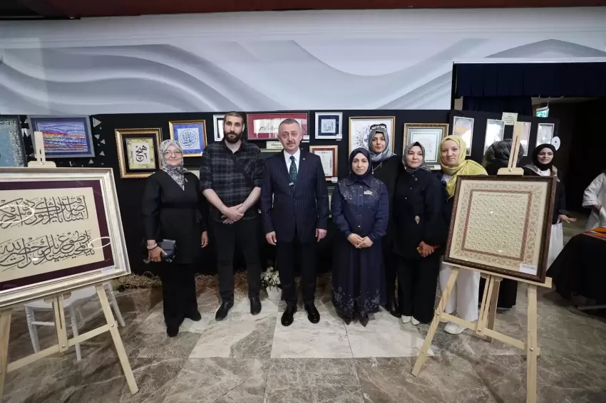 KO-MEKten İzmitte büyüleyen yıl sonu sergisi