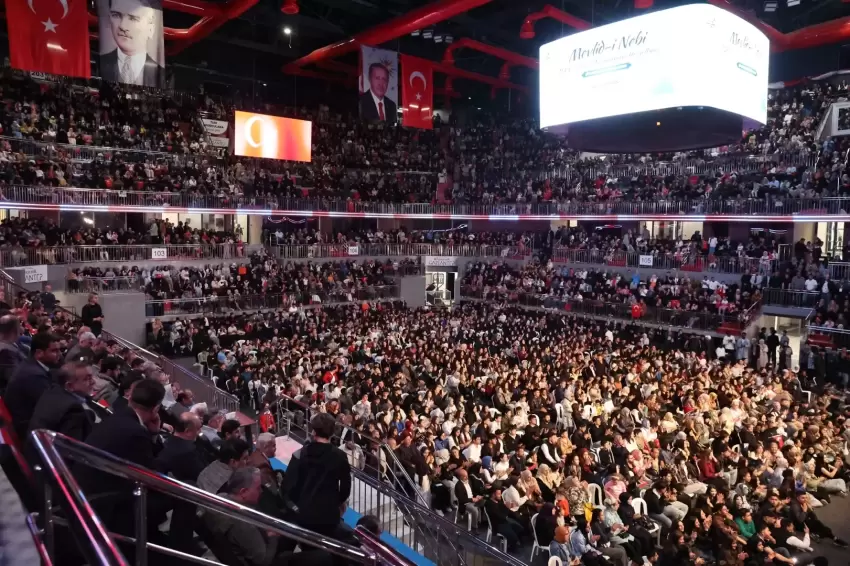 Gaziantepte Mevlid-i Nebide 5 bin vatandaş buluştu