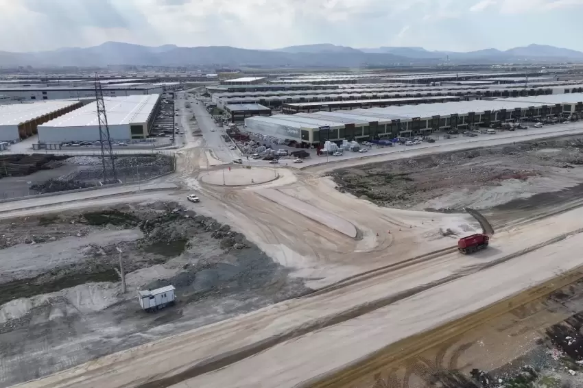 Konyada trafik yükünü rahatlatacak caddeye yakın mercek