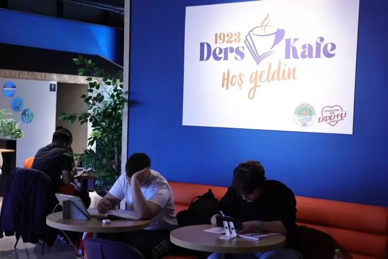 Zonguldak'ta gençlere özel 1923 Ders Kafe açıldı