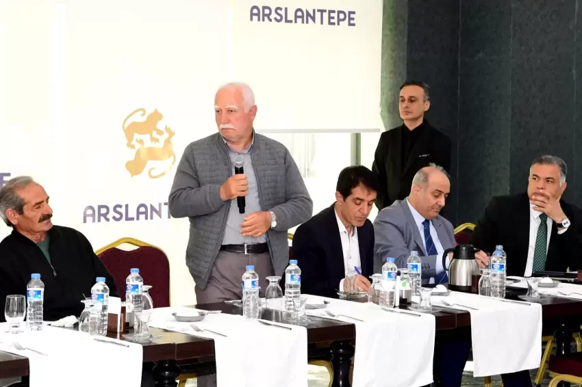 Başkan Sami Er, Malatyadaki muhtarlarla buluştu