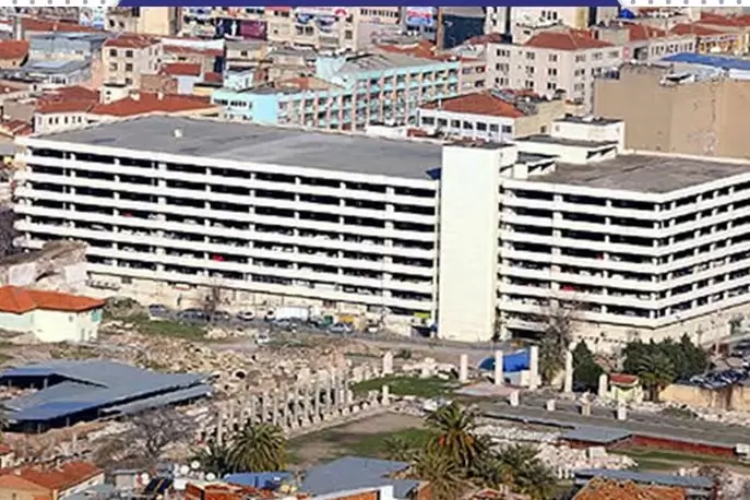 İzmir Büyükşehirden Çankaya Otoparkı açıklaması: Hizmet zorunlu durduruldu