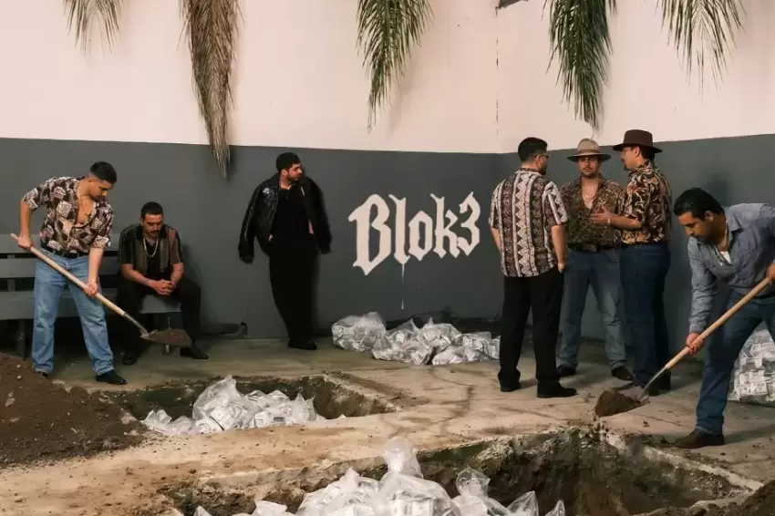 Futbolun efsaneleri Blok3ün dev konser tanıtımında buluştu