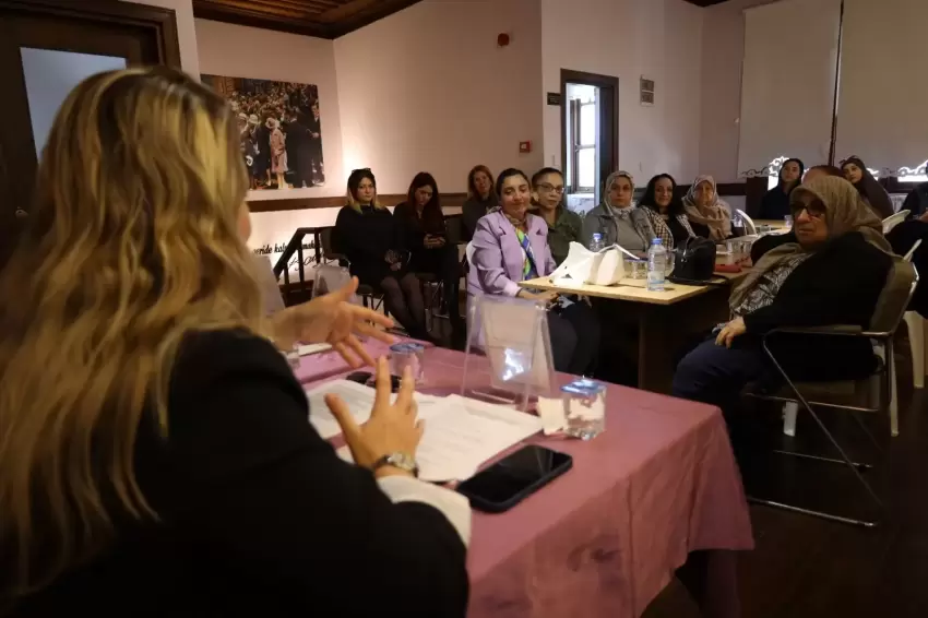 İzmitte Kadın Kadına Konakta Akpınar sakinlerini ağırladı