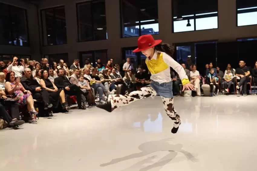 Bursa Nilüferde dans şöleni