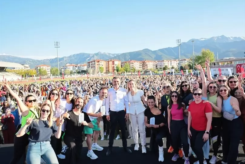 Kadınların ritmi Denizliye enerji kattı