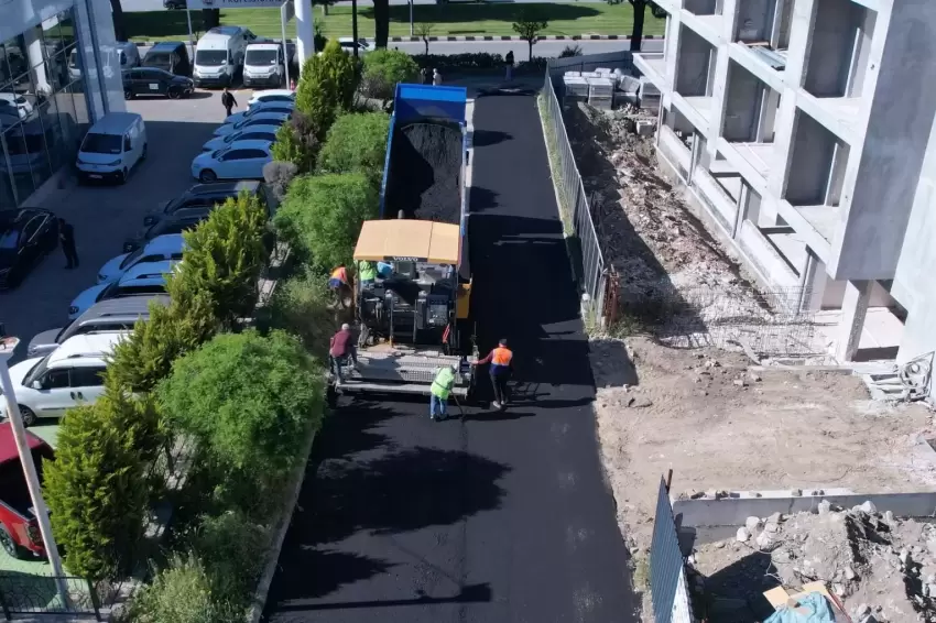 Manisada üniversite ve hastane yolu yenileniyor